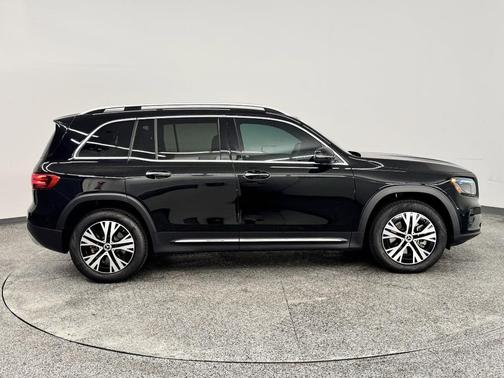 2025 Mercedes-Benz GLB 250 Base