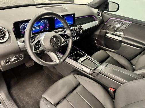 2025 Mercedes-Benz GLB 250 Base