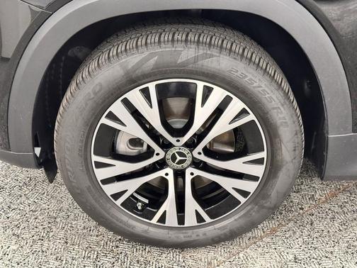 2025 Mercedes-Benz GLB 250 Base