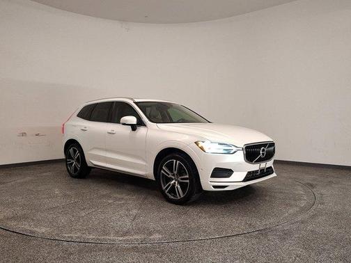 2018 Volvo XC60 T5 Momentum