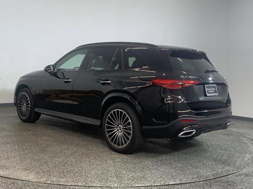 2025 Mercedes-Benz GLC 350e Base