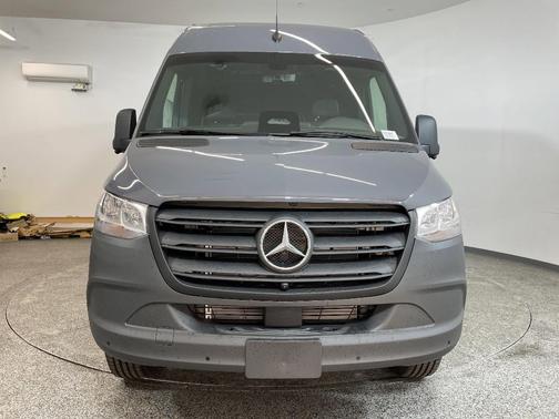 2025 Mercedes-Benz Sprinter 2500 High Roof
