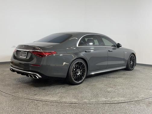 2025 Mercedes-Benz AMG S 63 E 4MATIC