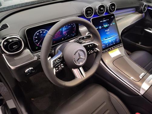 2026 Mercedes-Benz GLC 300 Base