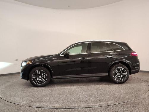 2026 Mercedes-Benz GLC 300 Base