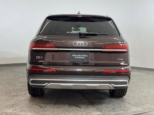 2022 Audi Q7 55 Premium Plus