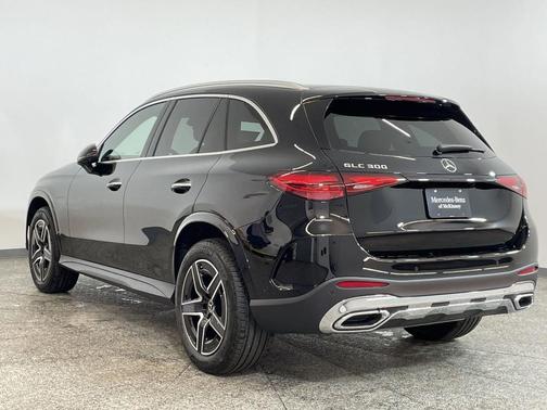 2025 Mercedes-Benz GLC 300 Base