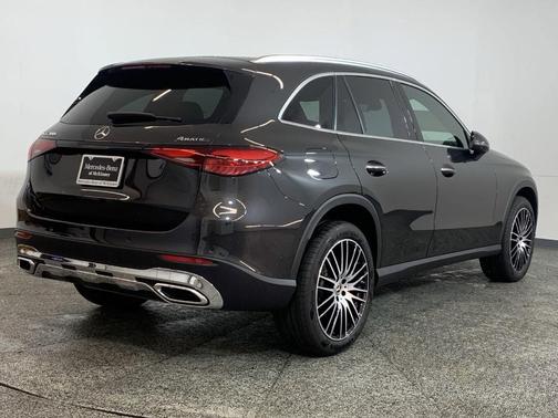 2025 Mercedes-Benz GLC 300 4MATIC