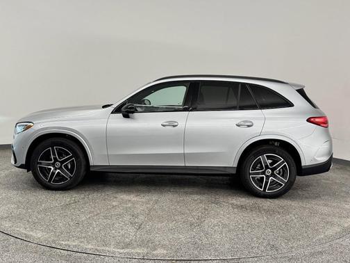 2025 Mercedes-Benz GLC 300 Base