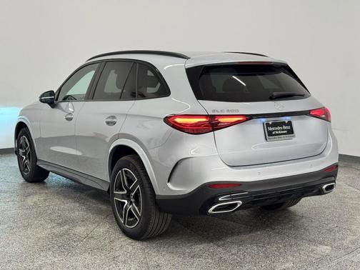 2025 Mercedes-Benz GLC 300 Base