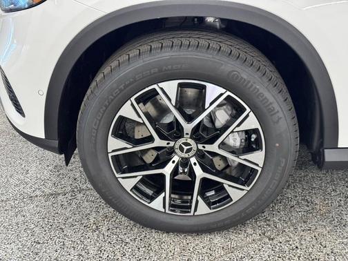 2025 Mercedes-Benz GLC 350e Base