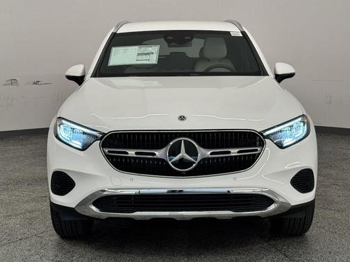 2025 Mercedes-Benz GLC 350e Base