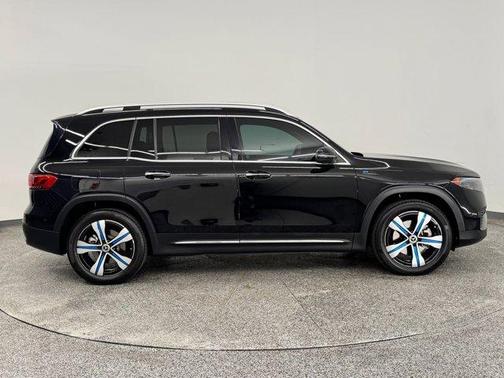 2022 Mercedes-Benz EQB 300 4MATIC