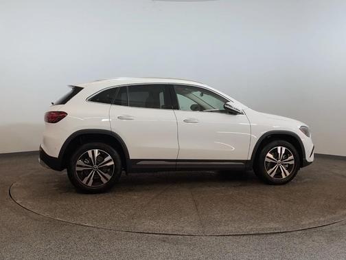 2025 Mercedes-Benz GLA 250 Base