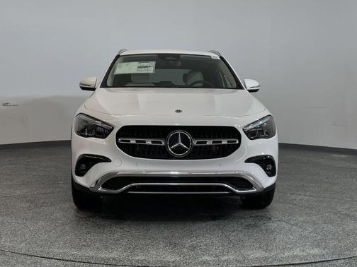 2025 Mercedes-Benz GLA 250 Base