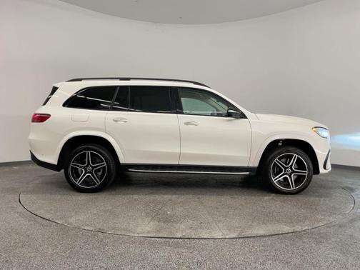 2024 Mercedes-Benz GLS 450 4MATIC