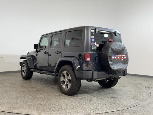 2017 Jeep Wrangler Unlimited Sahara