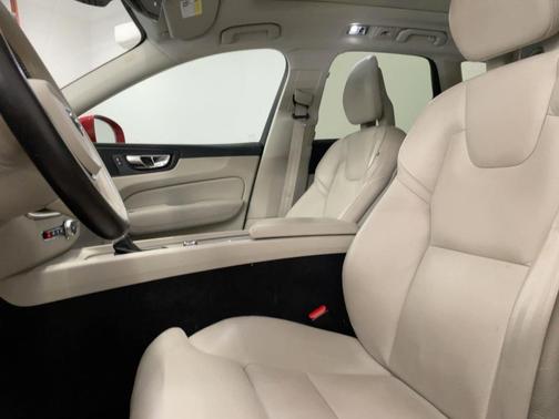 2018 Volvo XC60 T5 Inscription