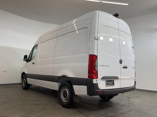 2025 Mercedes-Benz Sprinter 2500 Standard Roof