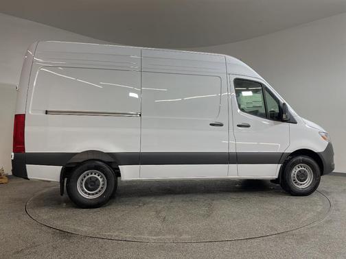 2025 Mercedes-Benz Sprinter 2500 Standard Roof
