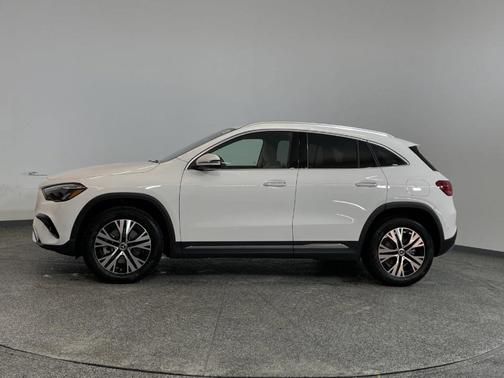 2025 Mercedes-Benz GLA 250 Base