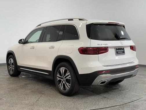 2025 Mercedes-Benz GLB 250 Base