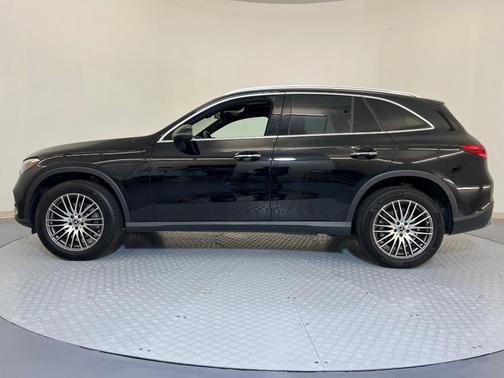 2024 Mercedes-Benz GLC 300 Base