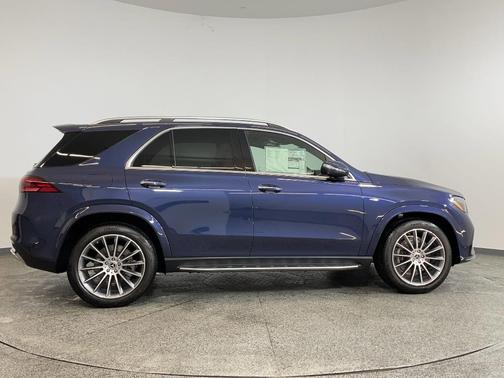 2025 Mercedes-Benz GLE 450e 4MATIC