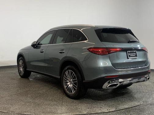 2025 Mercedes-Benz GLC 300 4MATIC