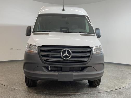 2025 Mercedes-Benz Sprinter 2500 Standard Roof