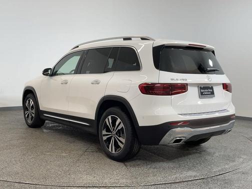 2025 Mercedes-Benz GLB 250 Base