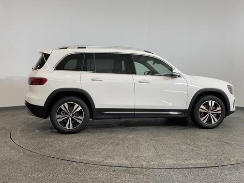 2025 Mercedes-Benz GLB 250 Base