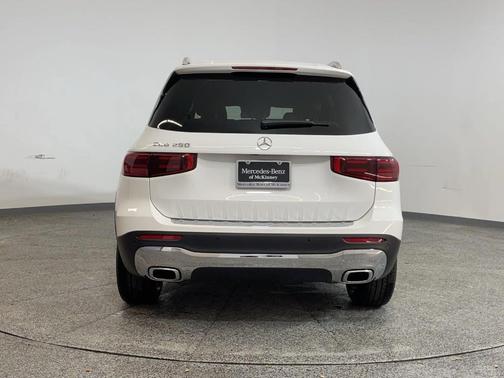2025 Mercedes-Benz GLB 250 Base