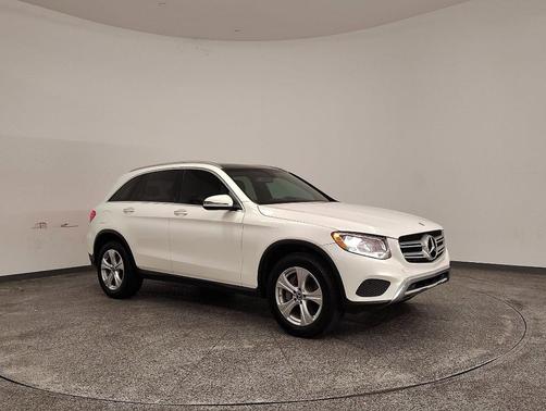 2017 Mercedes-Benz GLC 300 Base