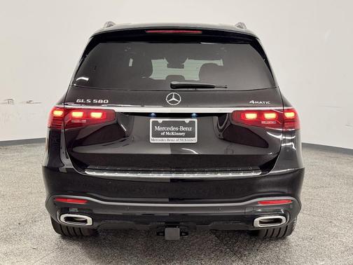 2025 Mercedes-Benz GLS 580 4MATIC