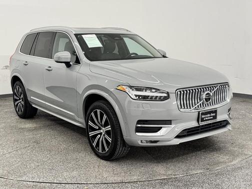 2024 Volvo XC90 B6 Plus Bright Theme 7-Seater