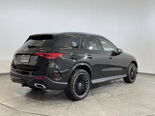 2025 Mercedes-Benz GLC 300 4MATIC
