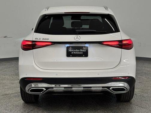 2025 Mercedes-Benz GLC 300 Base