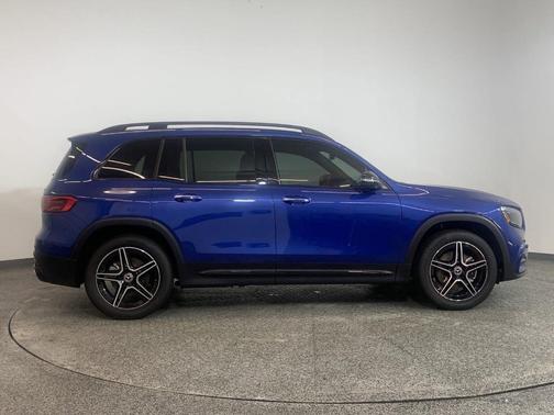 2024 Mercedes-Benz GLB 250 4MATIC