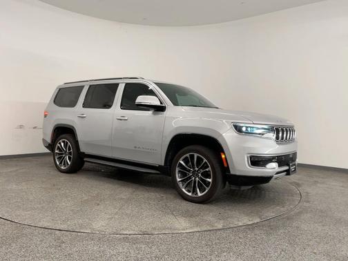 2022 Jeep Wagoneer Series II 4x2