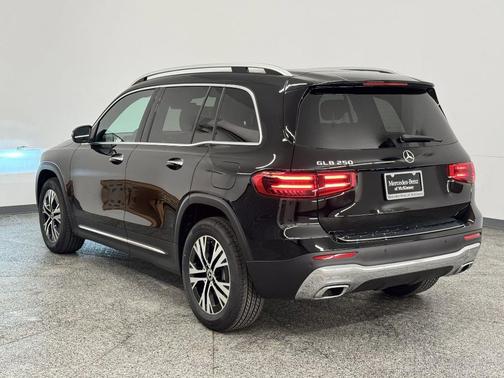 2025 Mercedes-Benz GLB 250 Base