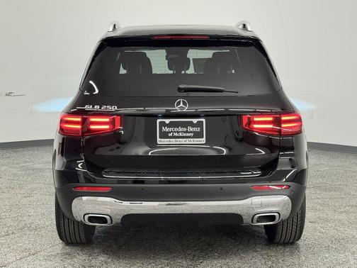 2025 Mercedes-Benz GLB 250 Base