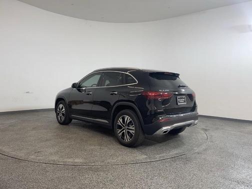 2025 Mercedes-Benz GLA 250 Base