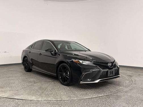 Midnight Black Metallic 2022 Toyota Camry XSE