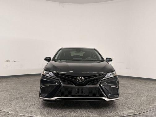 Midnight Black Metallic 2022 Toyota Camry XSE