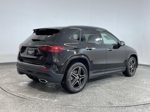 2025 Mercedes-Benz GLA 250 Base