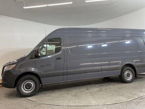 2025 Mercedes-Benz Sprinter 2500 High Roof