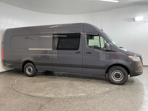 2025 Mercedes-Benz Sprinter 2500 High Roof