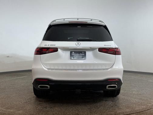 2025 Mercedes-Benz GLS 580 4MATIC