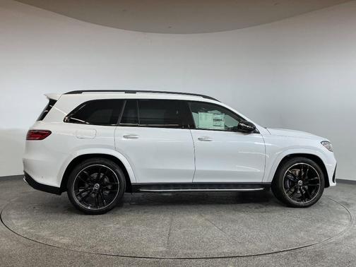 2025 Mercedes-Benz GLS 580 4MATIC